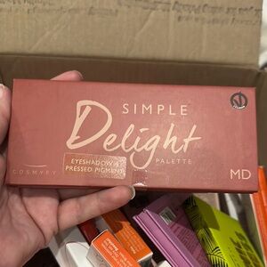 Simple Delight Eyeshadow Palette - Warm Tones